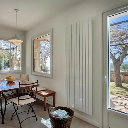 Marinu Muntese 브란도