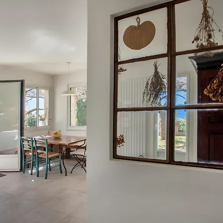 Villa Marinu Muntese Brando